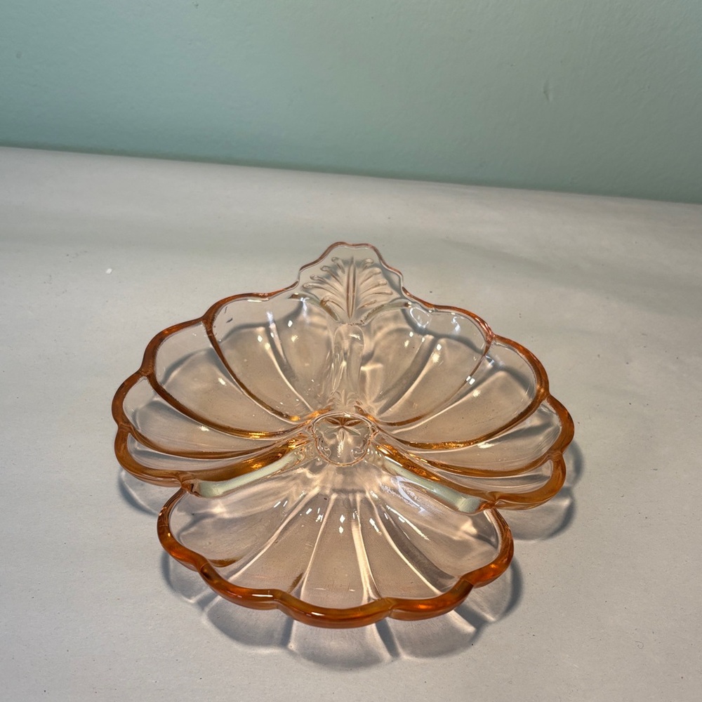 Vintage Jeannette Pink Depression Glass Clover Dish Doric Pattern